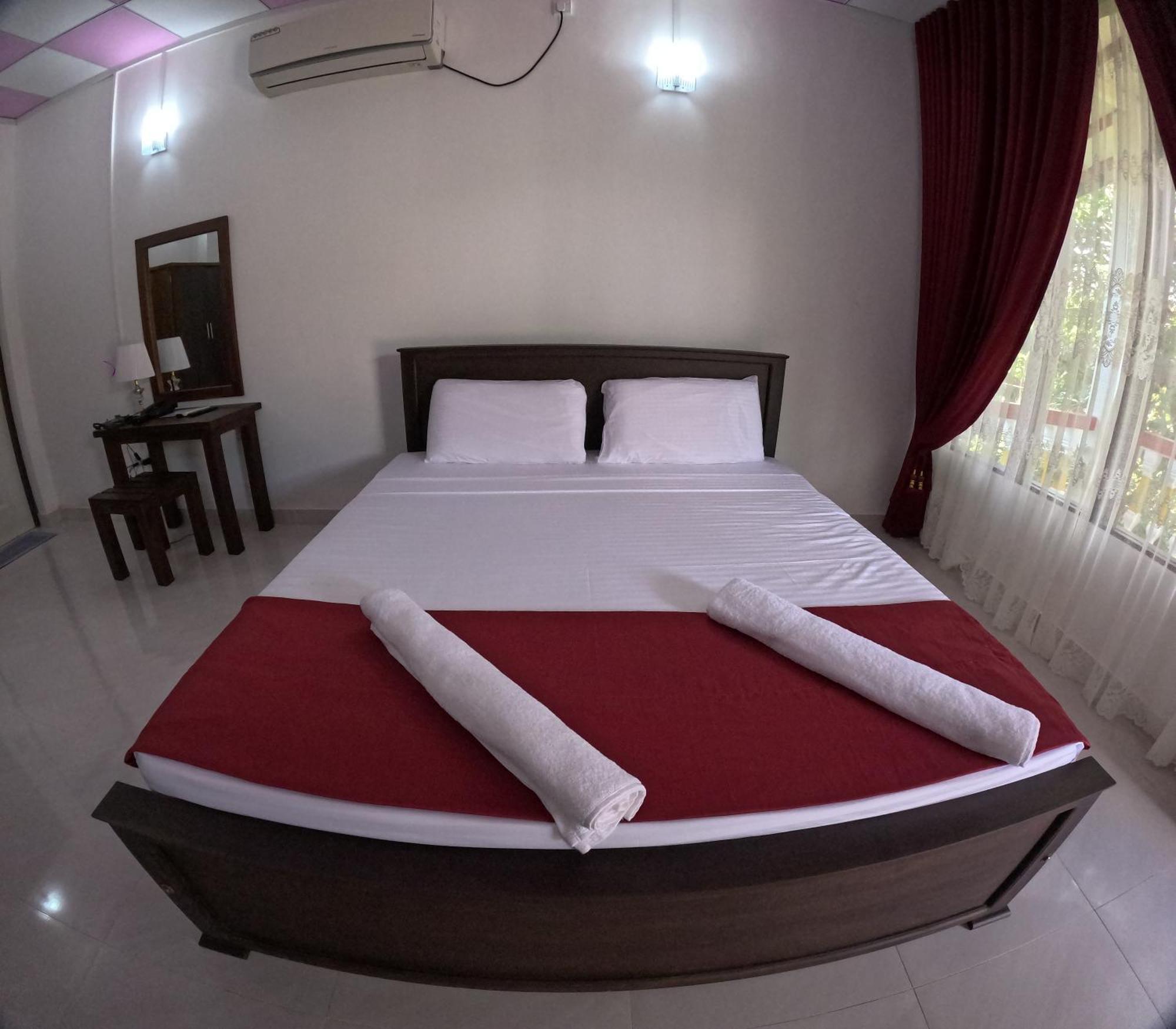 Spice Village Hotel & Restaurant Habarana Exterior foto