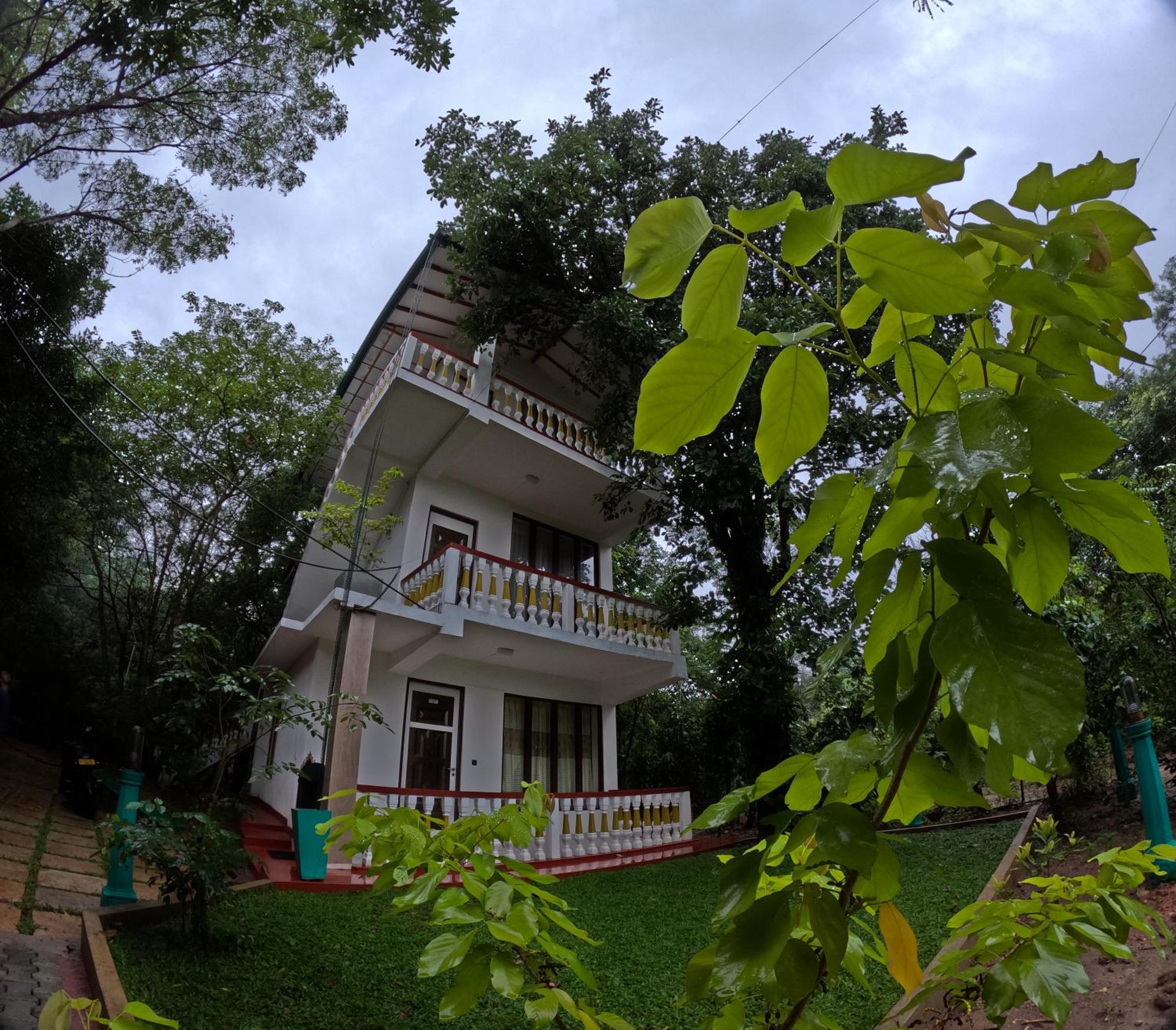Spice Village Hotel & Restaurant Habarana Exterior foto